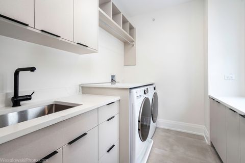 Tiny photo for 23388 N BIRCHWOOD Lane, Deerfield, IL 60015 (MLS # 12566610)