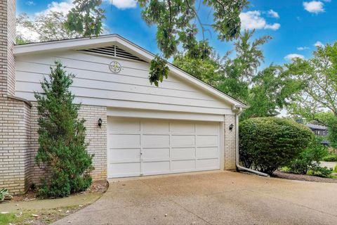 Tiny photo for 1504 Wincanton Drive, Deerfield, IL 60015 (MLS # 12461486)