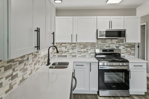 Tiny photo for 17363 Oleander Avenue, Tinley Park, IL 60477 (MLS # 12615908)