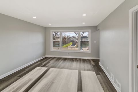 Tiny photo for 17363 Oleander Avenue, Tinley Park, IL 60477 (MLS # 12615908)