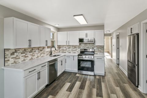 Tiny photo for 17363 Oleander Avenue, Tinley Park, IL 60477 (MLS # 12615908)