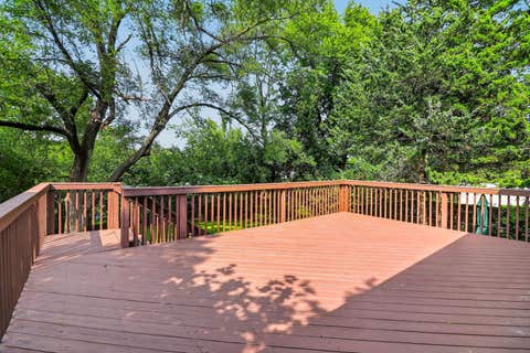 Tiny photo for 730 Hillcrest Boulevard, Hoffman Estates, IL 60169 (MLS # 12735442)