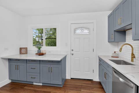 Tiny photo for 730 Hillcrest Boulevard, Hoffman Estates, IL 60169 (MLS # 12735442)