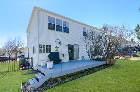 Tiny photo for 2046 Mission Hills Drive, Elgin, IL 60123 (MLS # 12587866)