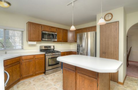 Tiny photo for 2046 Mission Hills Drive, Elgin, IL 60123 (MLS # 12587866)