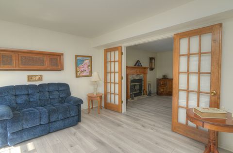 Tiny photo for 2046 Mission Hills Drive, Elgin, IL 60123 (MLS # 12587866)