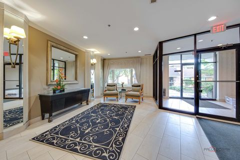 Tiny photo for 209 Rivershire Lane #203, Lincolnshire, IL 60069 (MLS # 12622109)