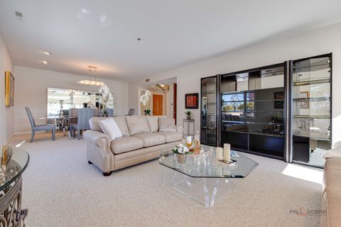 Tiny photo for 209 Rivershire Lane #203, Lincolnshire, IL 60069 (MLS # 12622109)