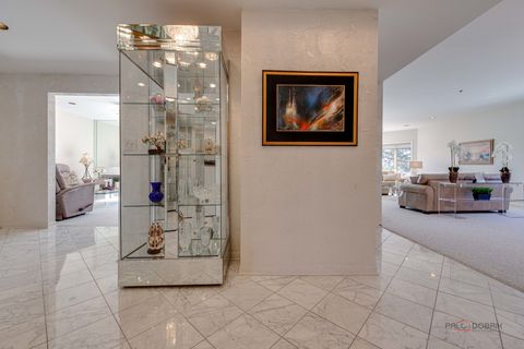 Tiny photo for 209 Rivershire Lane #203, Lincolnshire, IL 60069 (MLS # 12622109)