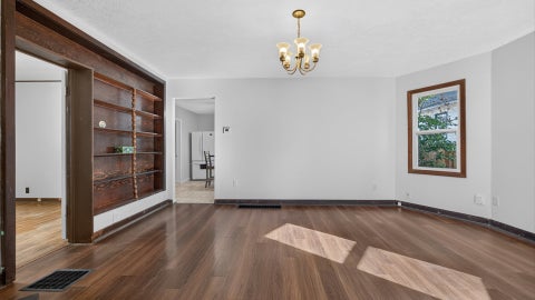 Tiny photo for 510 1/2 E Mulberry Street, Bloomington, IL 61701 (MLS # 12776810)