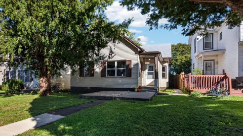 Tiny photo for 510 1/2 E Mulberry Street, Bloomington, IL 61701 (MLS # 12776810)
