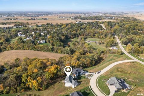 Tiny photo for 19468 250TH Avenue, Bettendorf, IA 52722 (MLS # QC4268570)