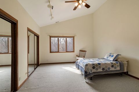 Tiny photo for 2012 Forest Creek Lane #2012, Libertyville, IL 60048 (MLS # 12578537)