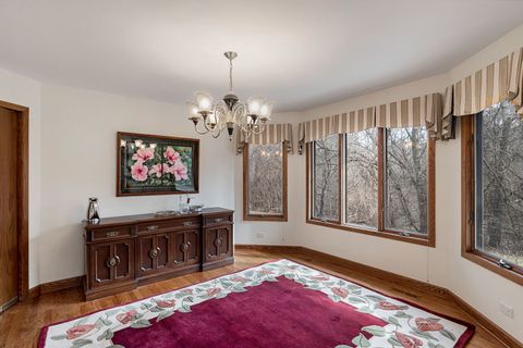 Tiny photo for 2012 Forest Creek Lane #2012, Libertyville, IL 60048 (MLS # 12578537)