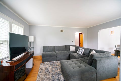 Tiny photo for 1686 Lunt Avenue, Des Plaines, IL 60018 (MLS # 12763947)
