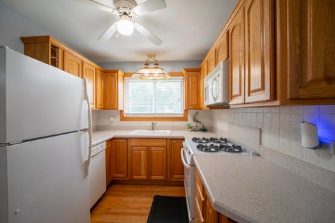 Tiny photo for 1686 Lunt Avenue, Des Plaines, IL 60018 (MLS # 12763947)
