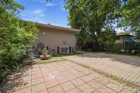 Tiny photo for 2176 N Westmoreland Drive, Palatine, IL 60074 (MLS # 12674544)