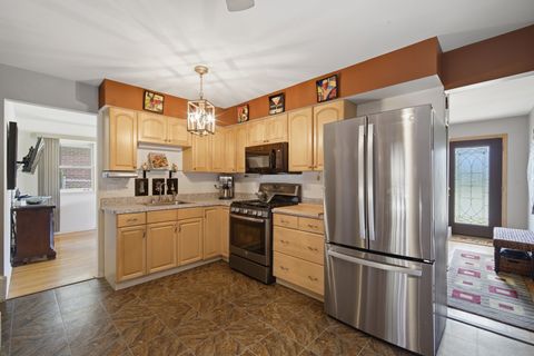 Tiny photo for 2176 N Westmoreland Drive, Palatine, IL 60074 (MLS # 12674544)