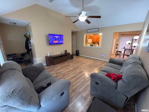 Tiny photo for 5626 Silver Fox Drive, Carterville, IL 62918 (MLS # QC4267195)