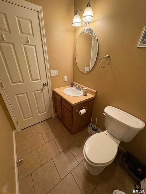 Tiny photo for 5626 Silver Fox Drive, Carterville, IL 62918 (MLS # QC4267195)