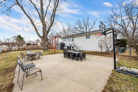 Tiny photo for 353 N MORRIS Drive, Palatine, IL 60074 (MLS # 12573510)