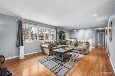 Tiny photo for 353 N MORRIS Drive, Palatine, IL 60074 (MLS # 12573510)