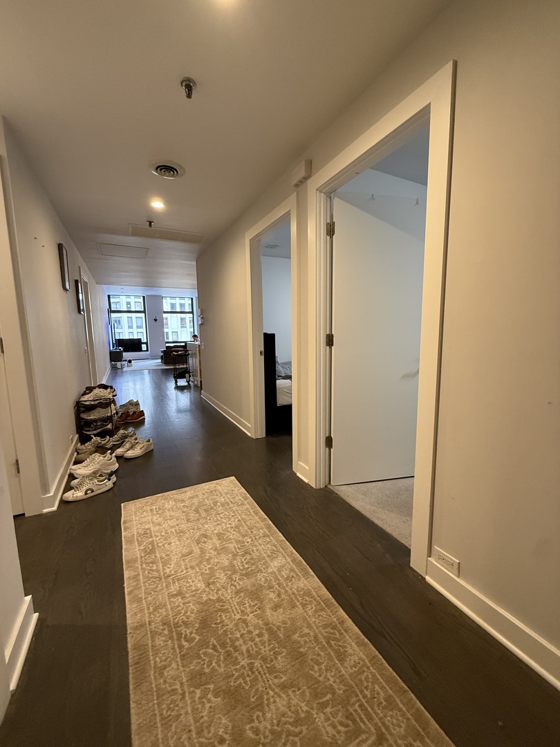 680 N Lake Shore Drive 1212