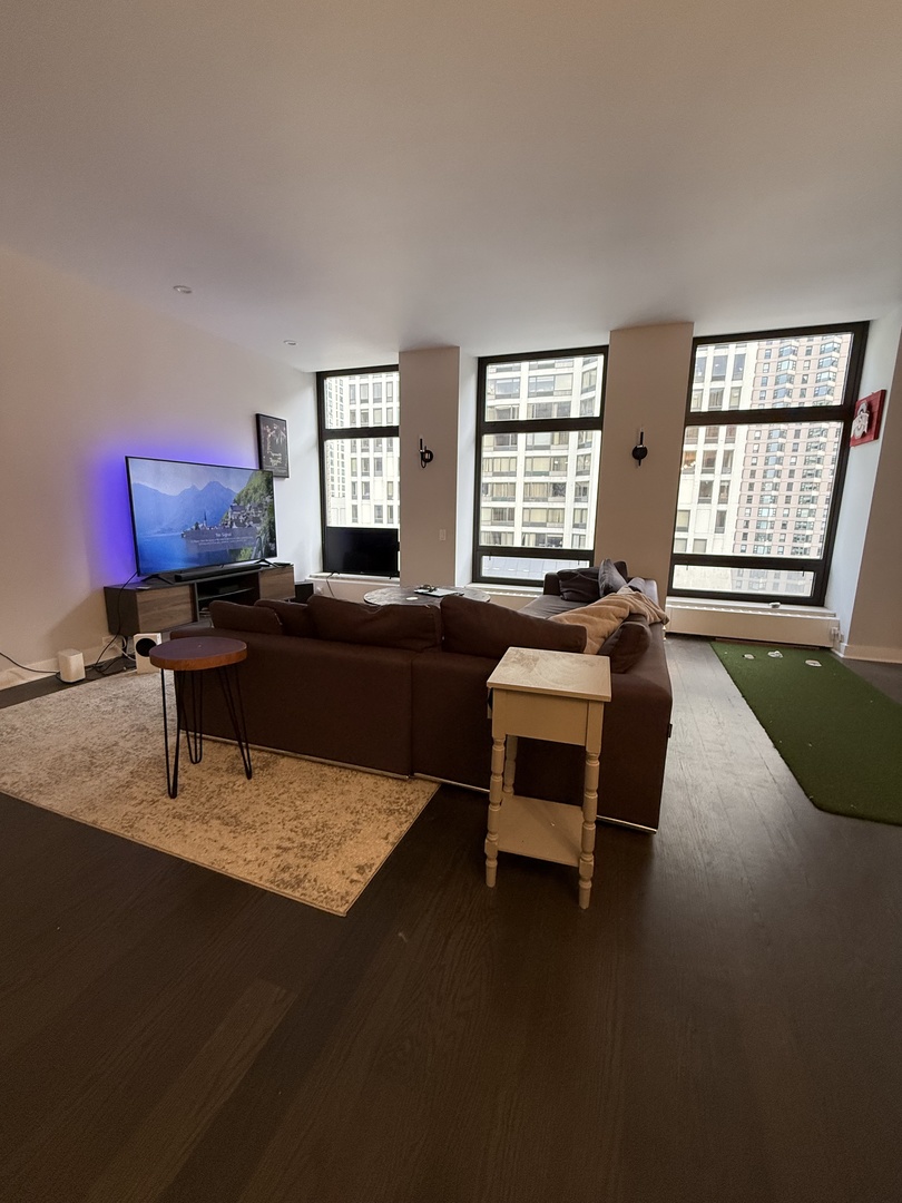 680 N Lake Shore Drive 1212