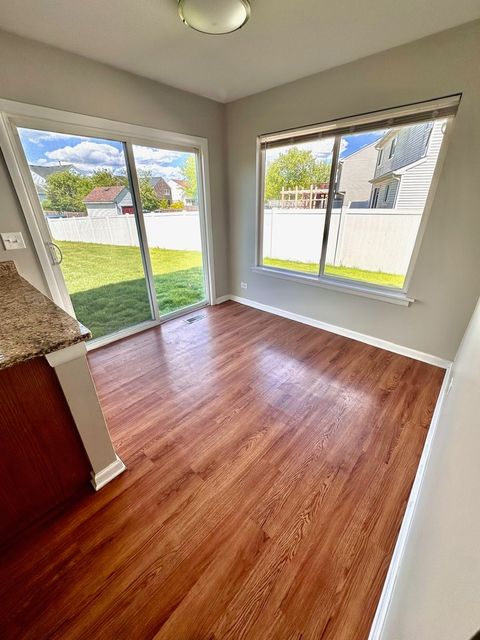 Tiny photo for 1458 woodland Drive, South Elgin, IL 60177 (MLS # 12492865)