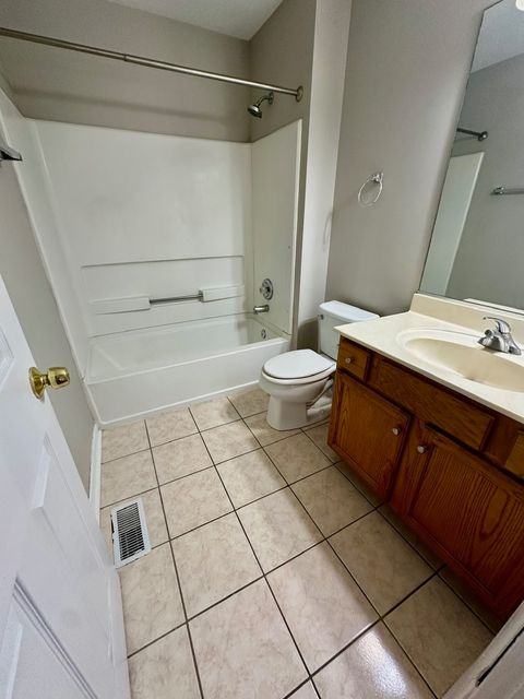 Tiny photo for 1458 woodland Drive, South Elgin, IL 60177 (MLS # 12492865)