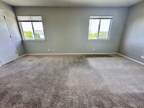 Tiny photo for 1458 woodland Drive, South Elgin, IL 60177 (MLS # 12492865)