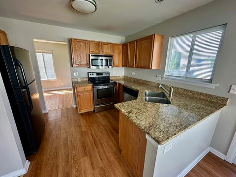 Tiny photo for 1458 woodland Drive, South Elgin, IL 60177 (MLS # 12492865)