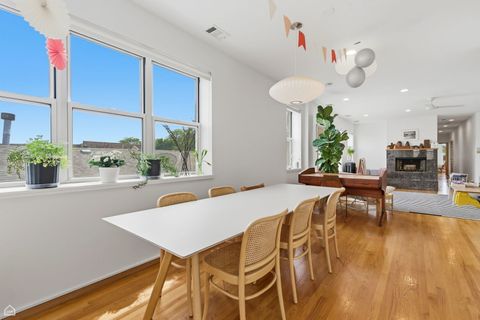 Tiny photo for 6123 S Woodlawn Avenue #3, Chicago, IL 60637 (MLS # 12653095)