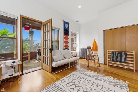 Tiny photo for 6123 S Woodlawn Avenue #3, Chicago, IL 60637 (MLS # 12653095)