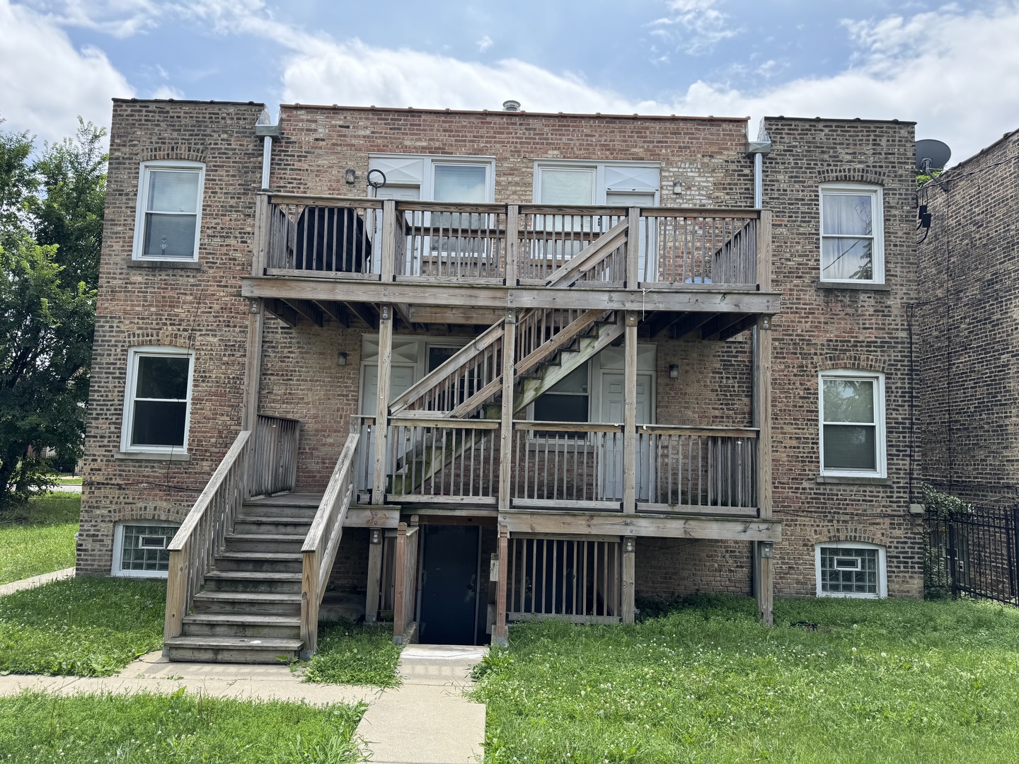 4336-38 W Flournoy Street