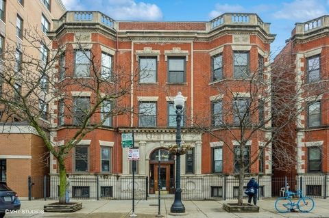 3909 N SHERIDAN Road 2H Chicago IL 60613