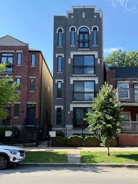 3123 W Washington Boulevard 3 Chicago IL 60612