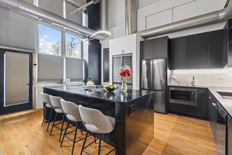 Tiny photo for 6 S Laflin Street #107S, Chicago, IL 60607 (MLS # 12568256)