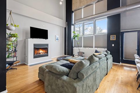 Tiny photo for 6 S Laflin Street #107S, Chicago, IL 60607 (MLS # 12568256)