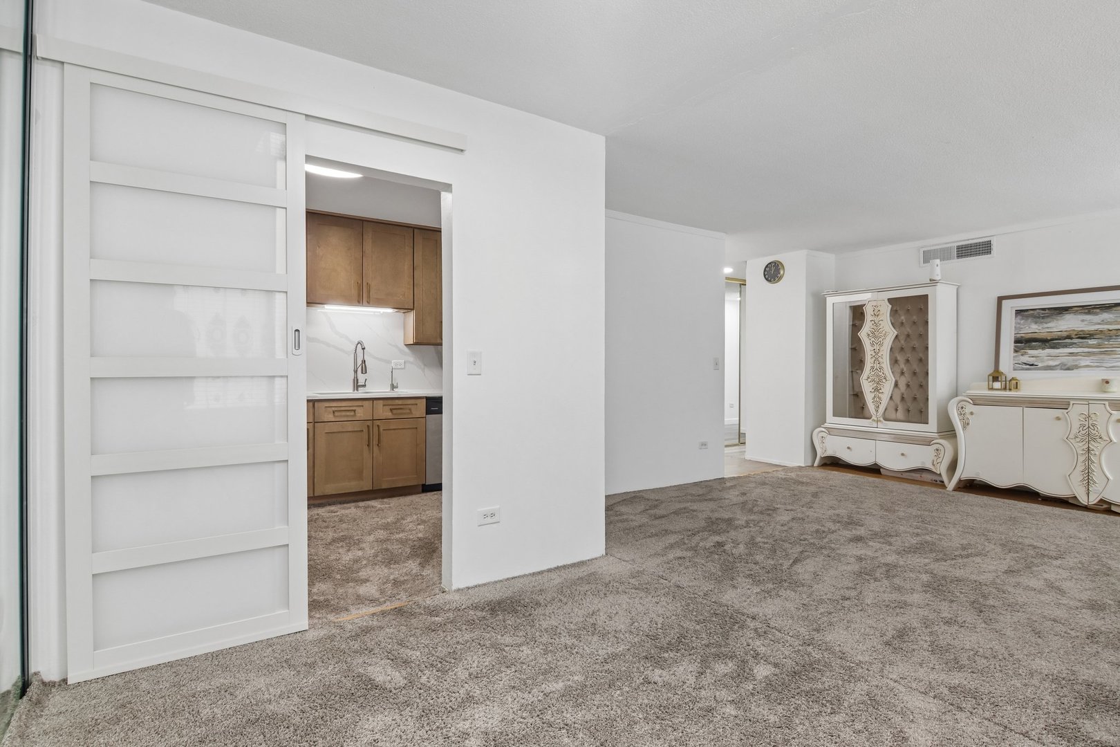 5500 W LINCOLN Avenue 111E