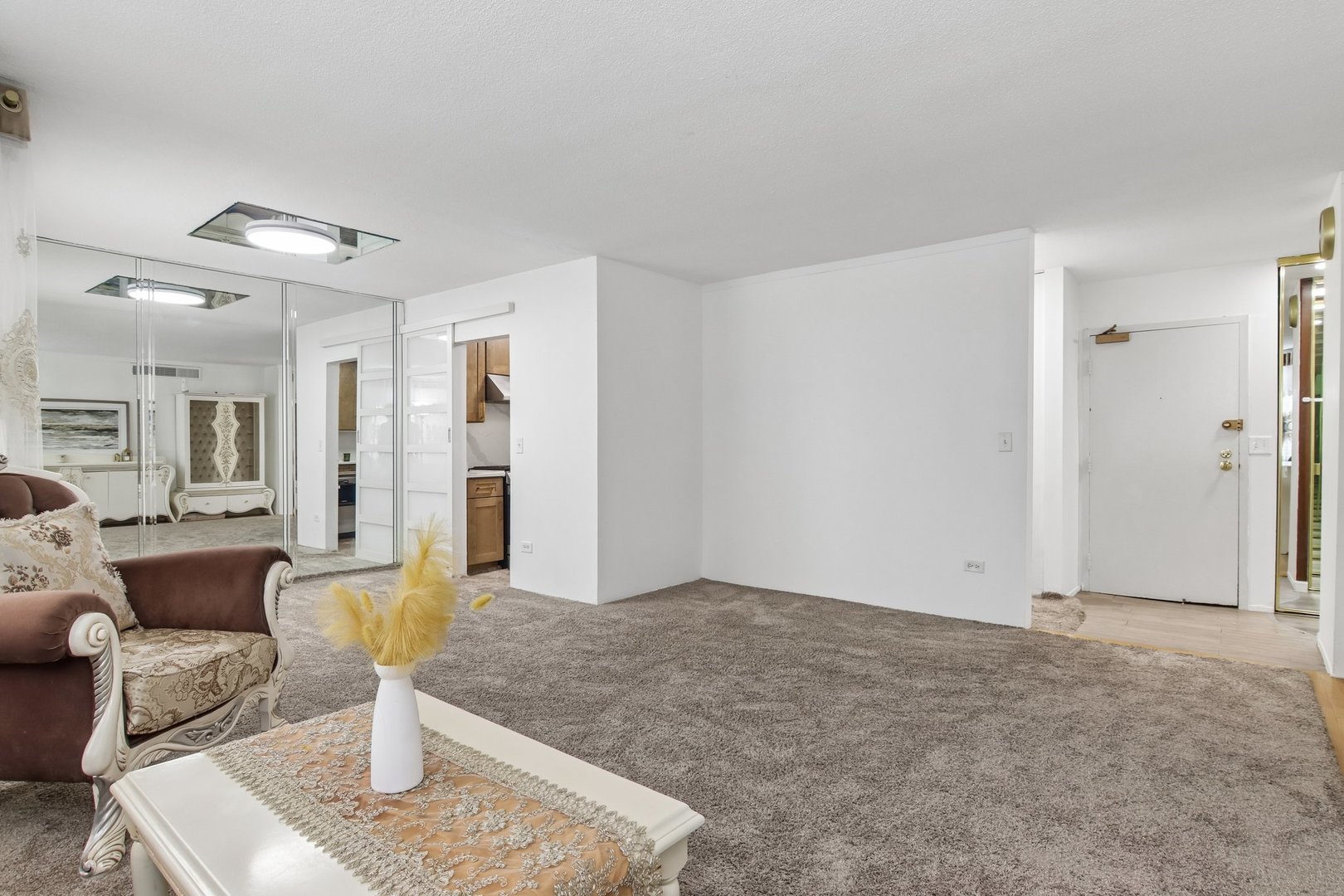 5500 W LINCOLN Avenue 111E