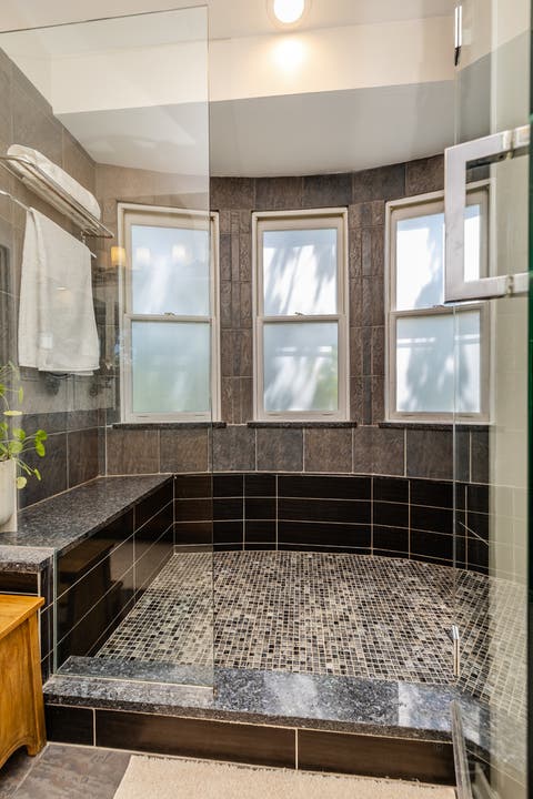 Tiny photo for 831 W 14th Place, Chicago, IL 60608 (MLS # 12699940)