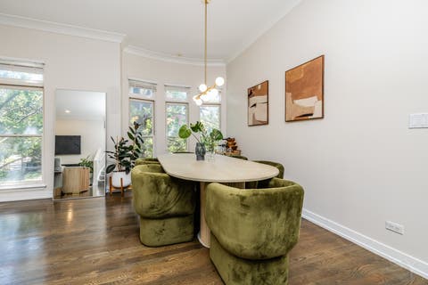 Tiny photo for 831 W 14th Place, Chicago, IL 60608 (MLS # 12699940)