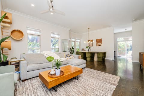 Tiny photo for 831 W 14th Place, Chicago, IL 60608 (MLS # 12699940)