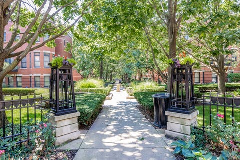 Tiny photo for 831 W 14th Place, Chicago, IL 60608 (MLS # 12699940)