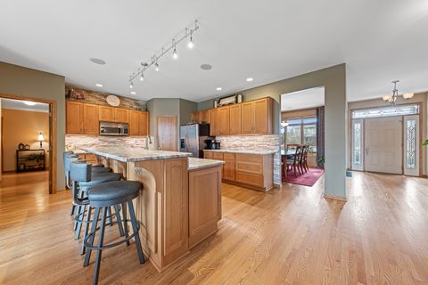 Tiny photo for 2402 Bluestone Bay Drive, New Lenox, IL 60451 (MLS # 12565330)