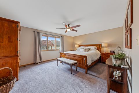 Tiny photo for 2402 Bluestone Bay Drive, New Lenox, IL 60451 (MLS # 12565330)