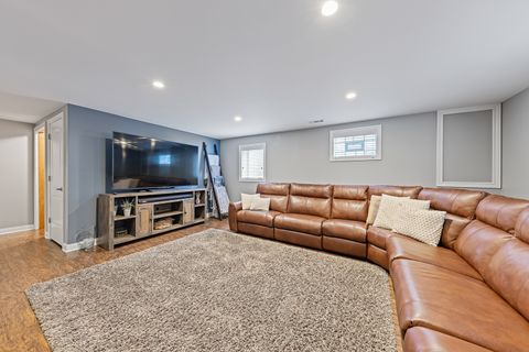 Tiny photo for 2402 Bluestone Bay Drive, New Lenox, IL 60451 (MLS # 12565330)