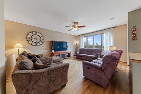 Tiny photo for 2402 Bluestone Bay Drive, New Lenox, IL 60451 (MLS # 12565330)