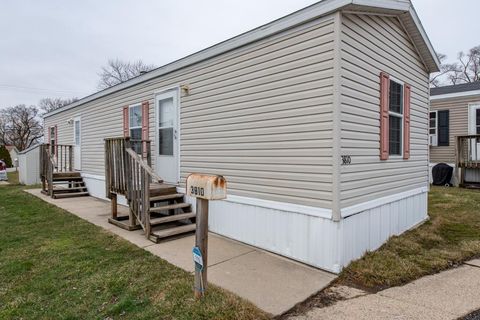 Mobile Home in Park City IL 3810 1st Street.jpg